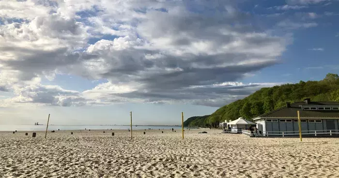 out-of-season. plik: tlusta-mewa-apartament-gdynia-out-of-season-poza-sezonem - 37.webp
